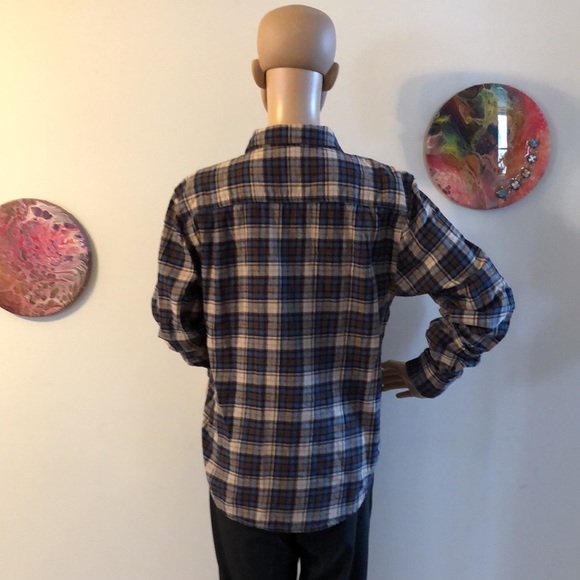 Street Legal Flannel Shirt. Size small. Brown , blue , ivory plaid - Picture 5 of 7
